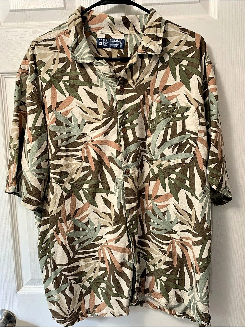 Free Planet Tropical Print Short Sleeve Shirt XL Like New